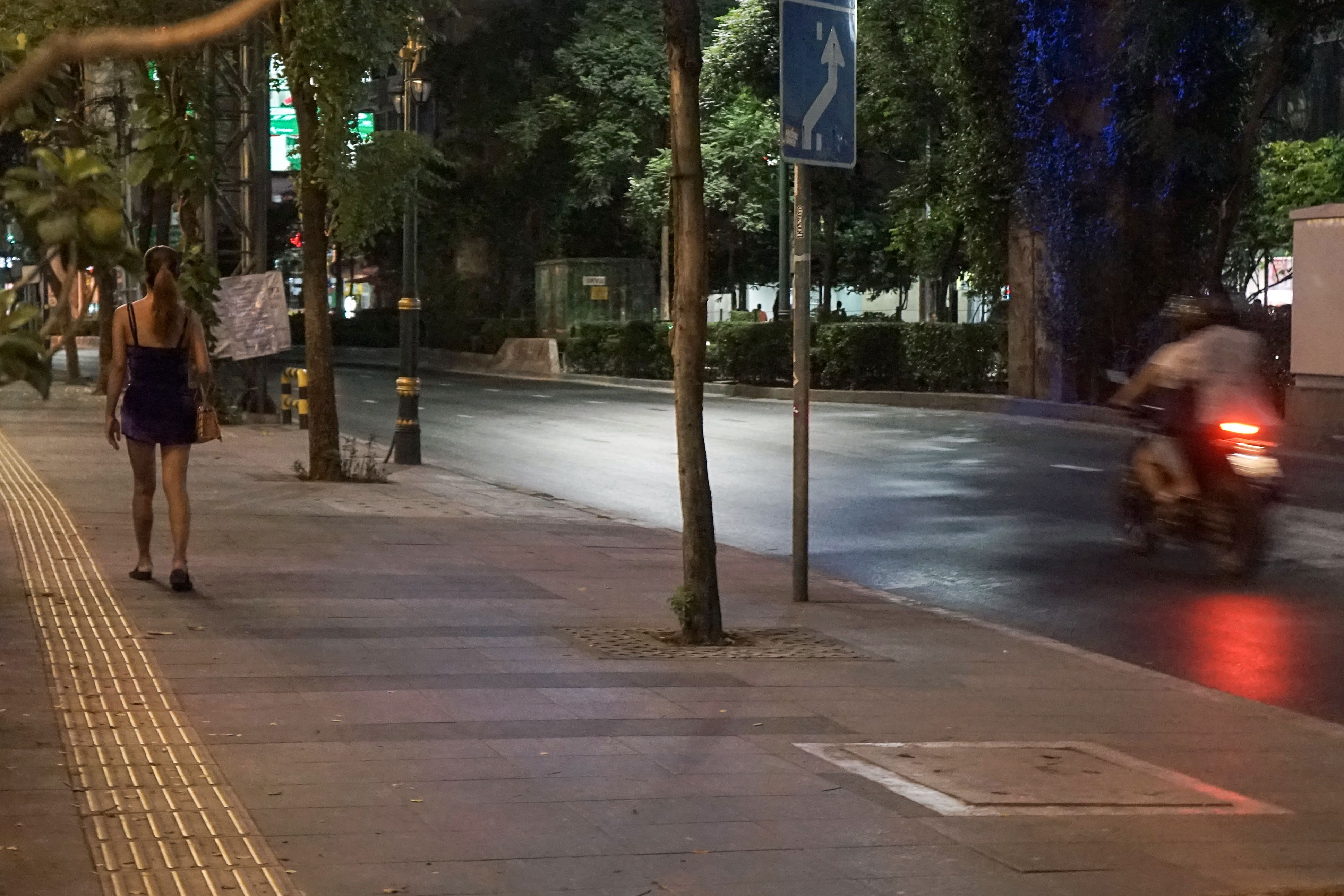 Jalanan di Bangkok yang sepi pada 4 April.