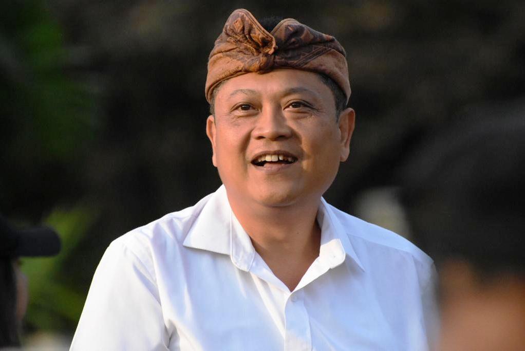 Walikota Denpasar IB Rai Dharmawijaya Mantra.