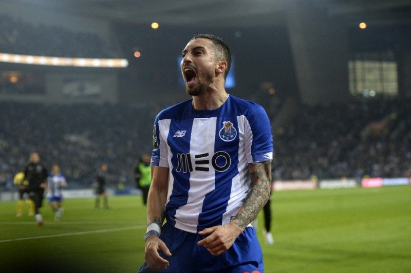 Bek FC Porto asal Brasil, Alex Telles.