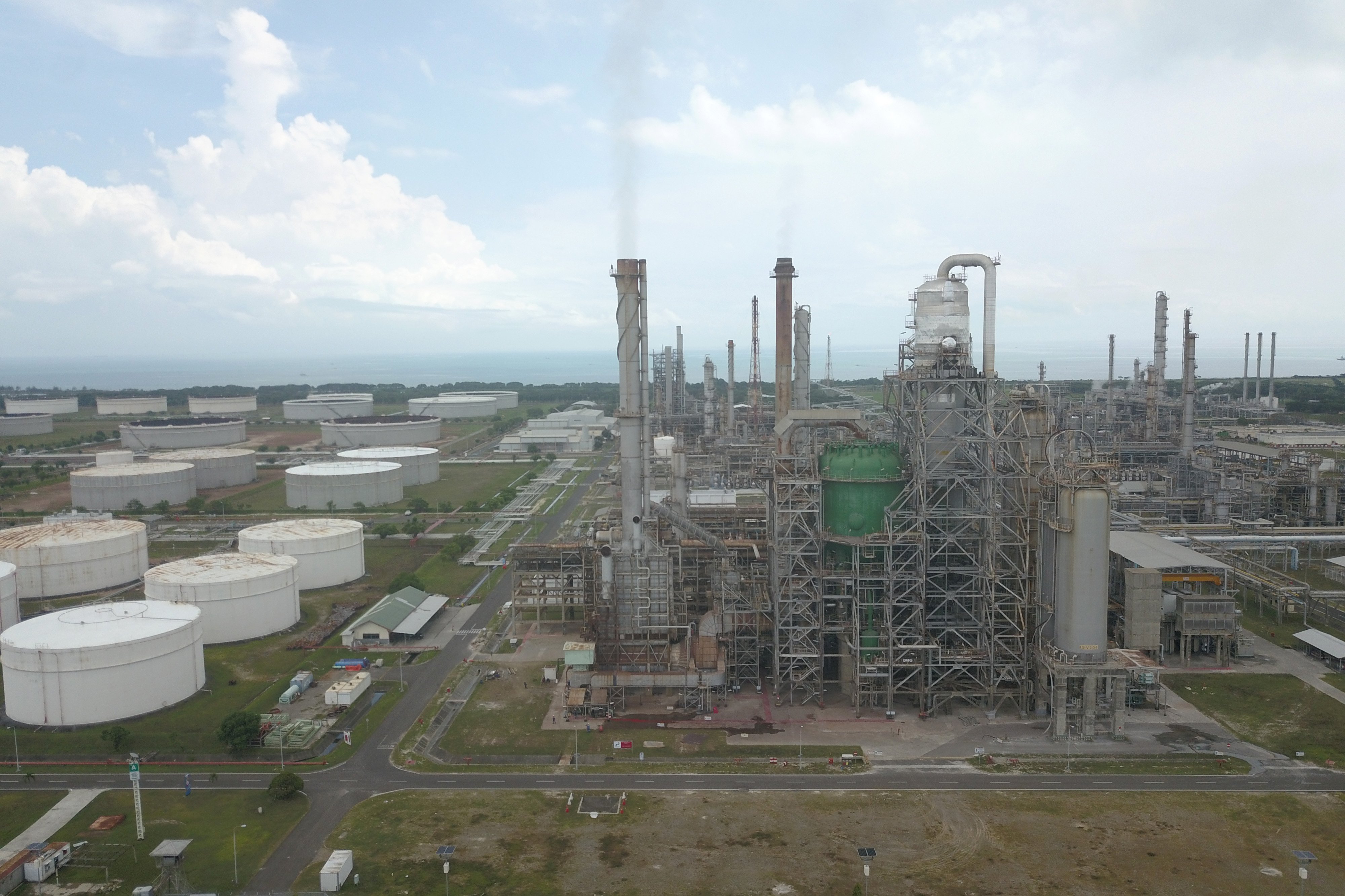 Kilang minyak balongan