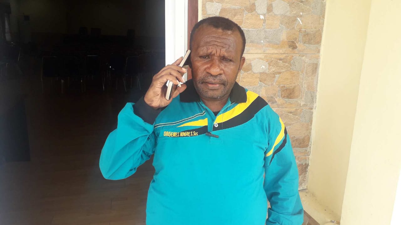 Kepala Bidang Pemerintahan Kampung Setda Kabupaten Maybrat, Orgenes Howay 