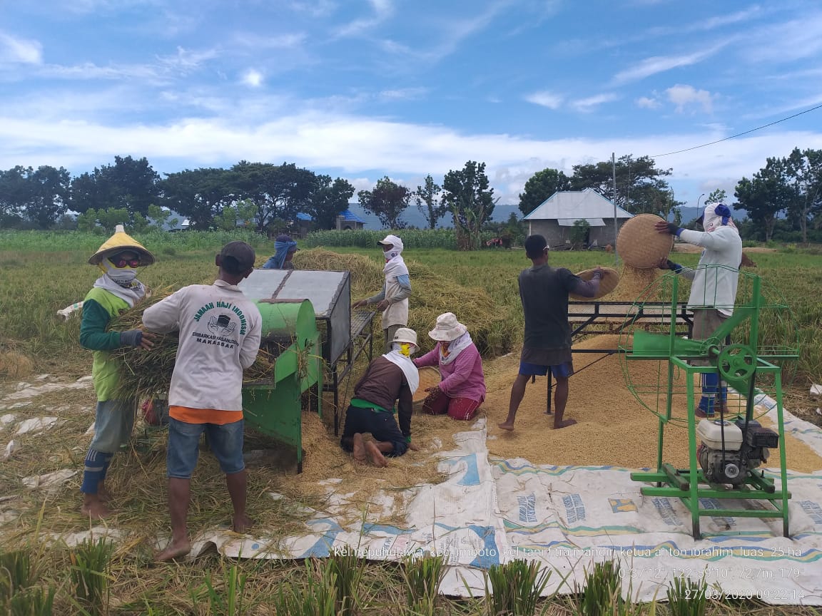  Akan ada surplus 2,8 juta ton beras untuk produksi di bulan April ini.