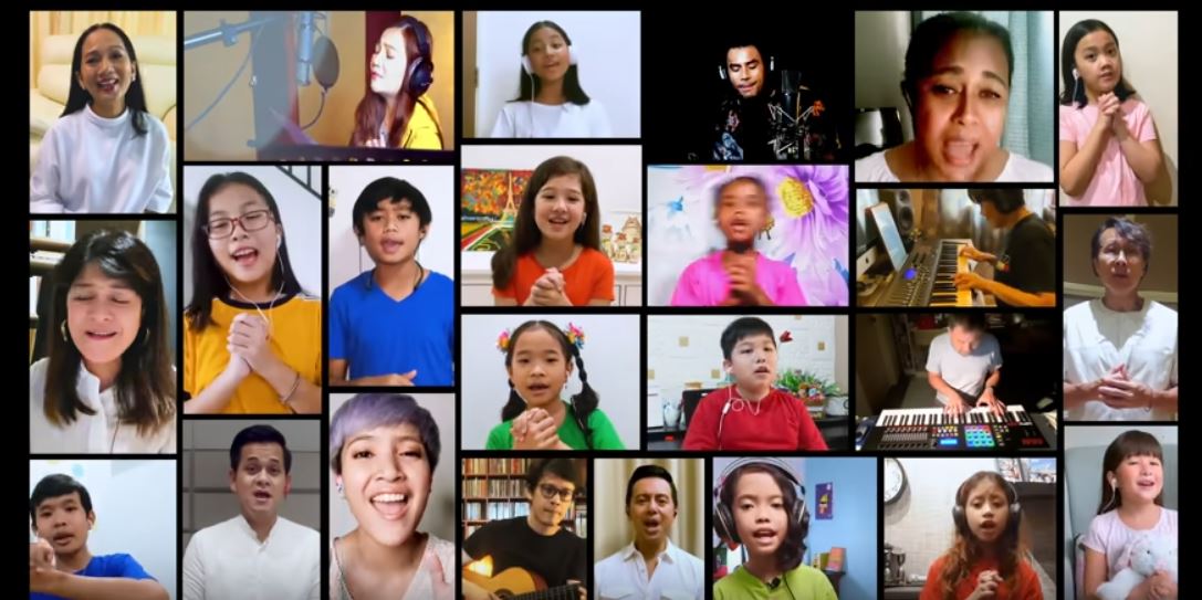 Cuplikan video JPO and Friends membawakan lagu If We Hold On Together