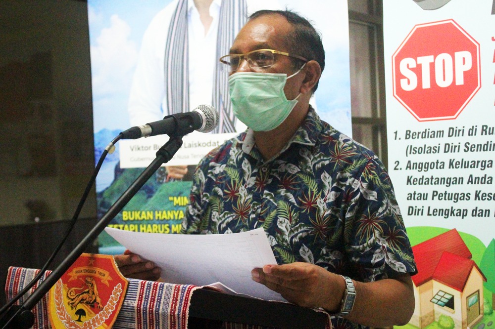 Juru Bicara Gugus Tugas Percepatan Penanganan Covid-19 NTT Marius Jelamu