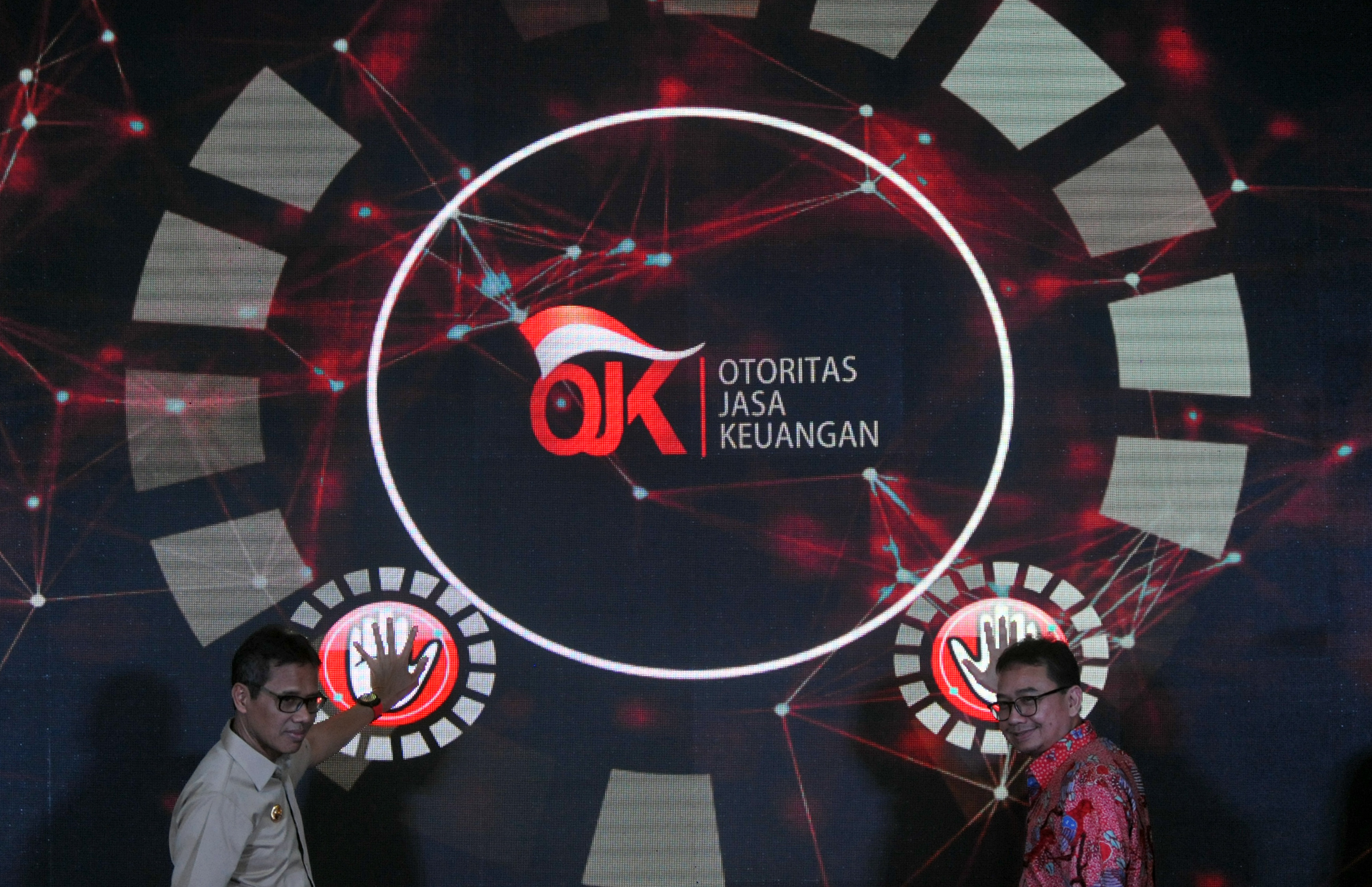 Pegawai OJK potong gaji untuk bantu lawan covid-19