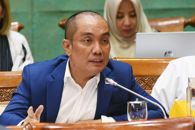  Anggota Komisi IV DPR RI Fauzi H. Amro. 