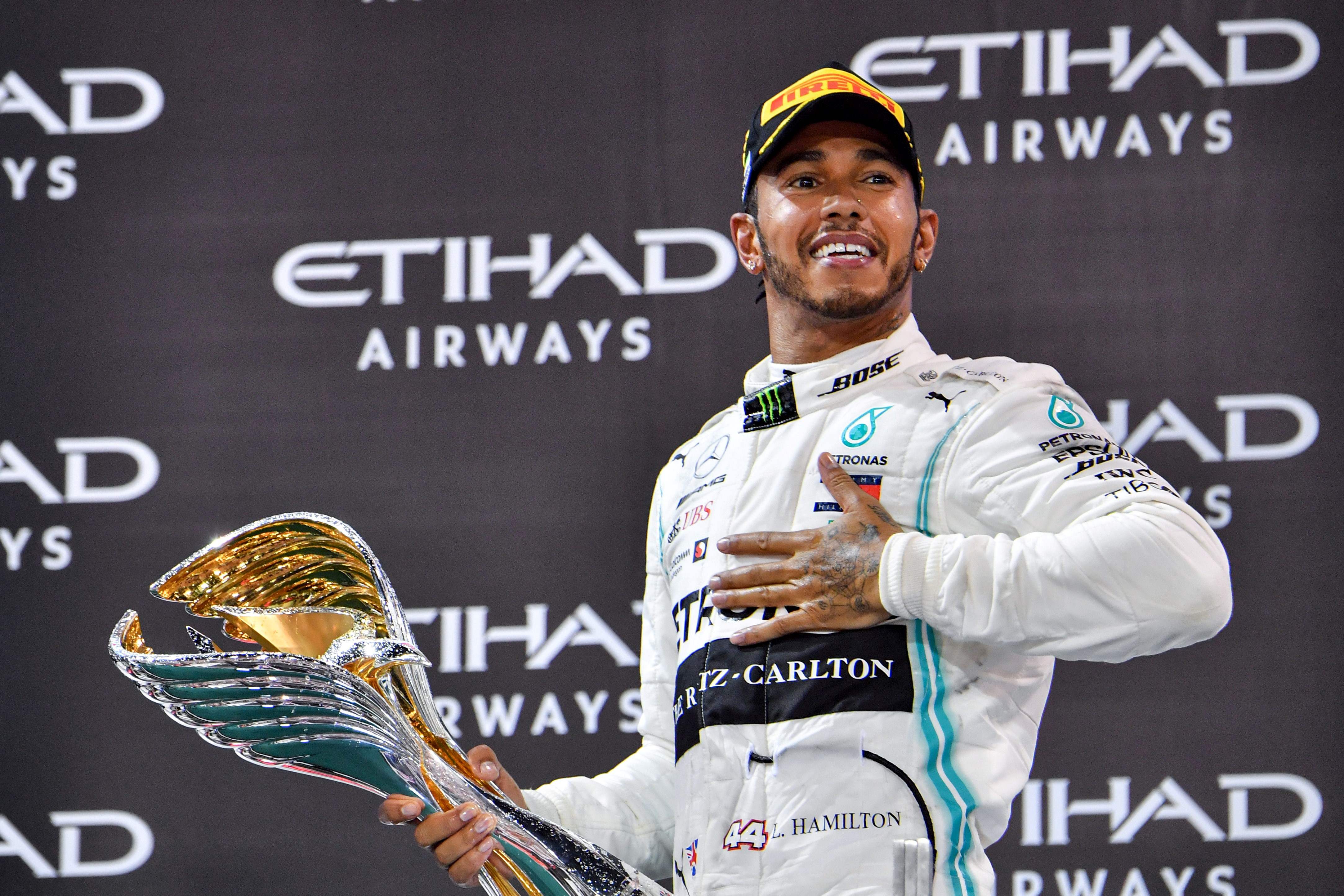 Pembalap tim Mercedes Lewis Hamilton