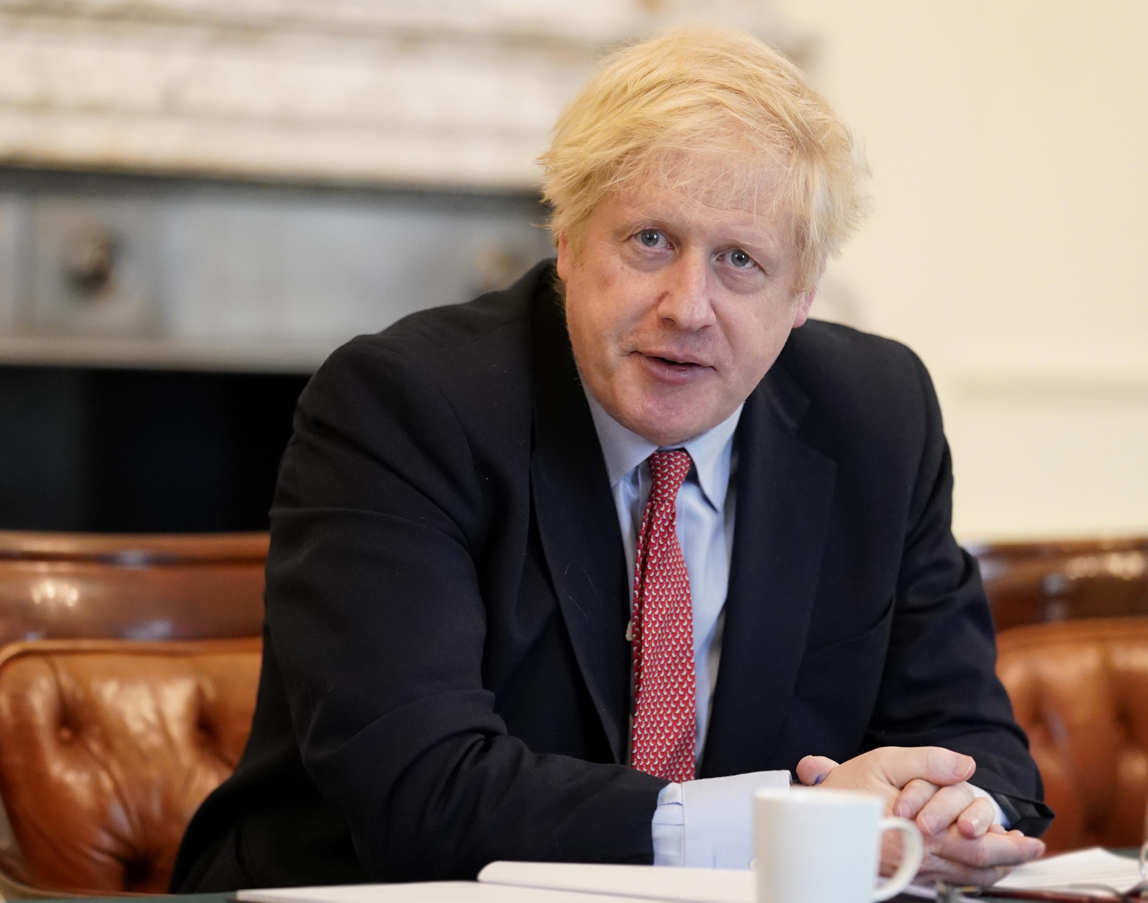 Perdana Menteri Inggris Boris Johnson saat update meeting pertama kalinya pada 27 April