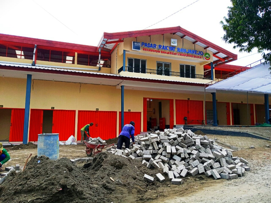 RENOVASI Pasar Banjarejo, Desa Banjarejo, Kecamatan Banjarejo, Kabupaten Blora, Jawa Tengah .