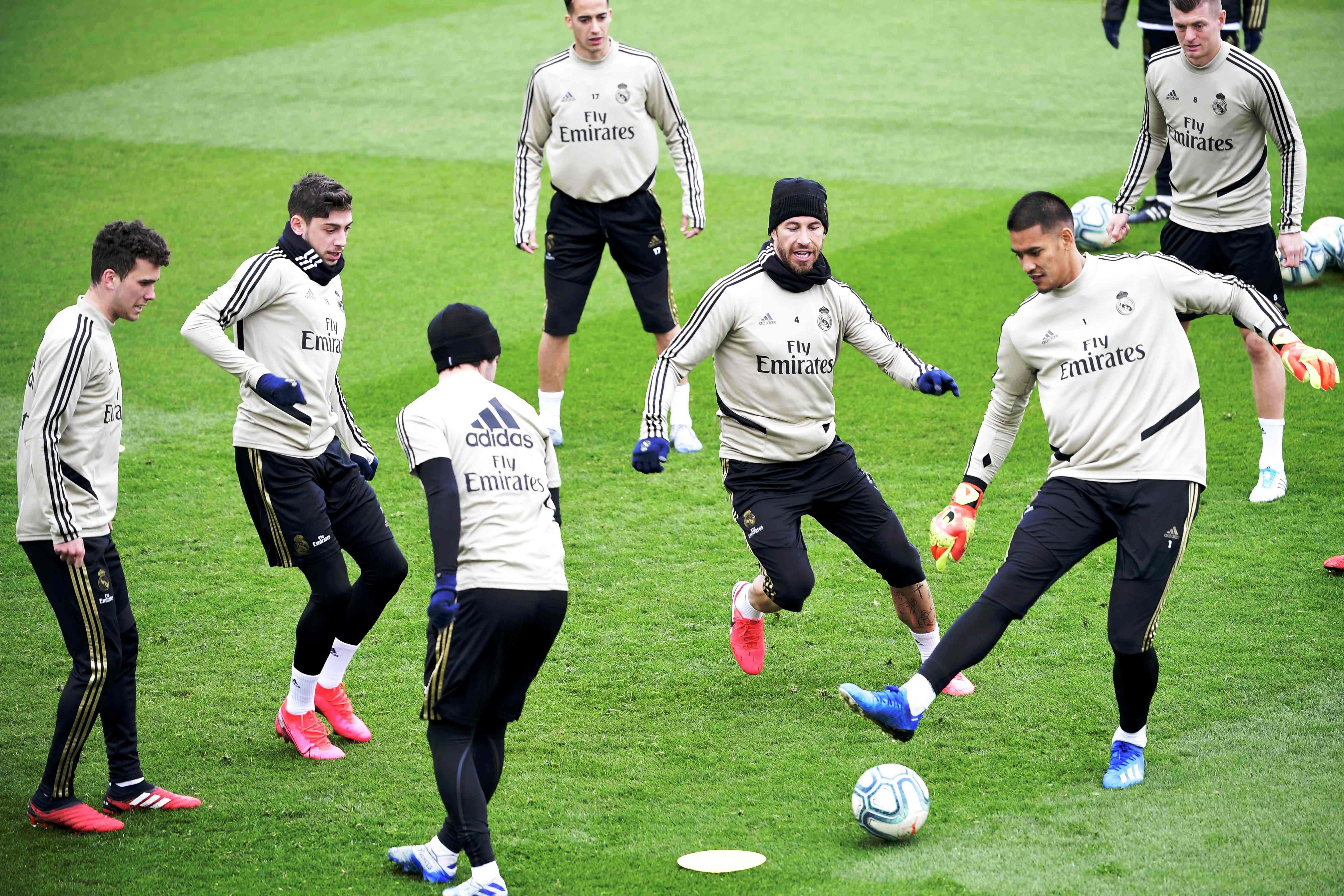 Suasana latihan Real Madrid Februari lalu.