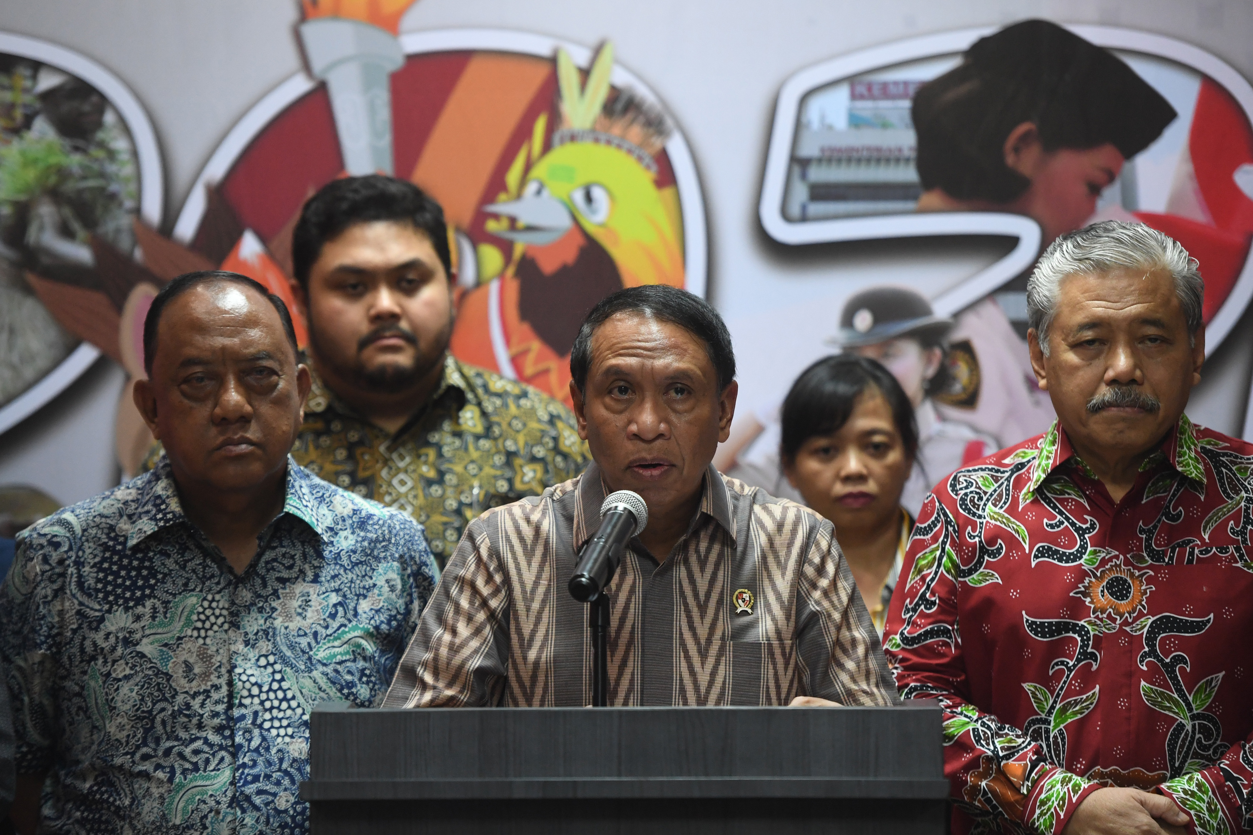 Menpora Zainudin Amali menyatakan penundaan PON 2020 Papua hingga kini belum diputuskan. 