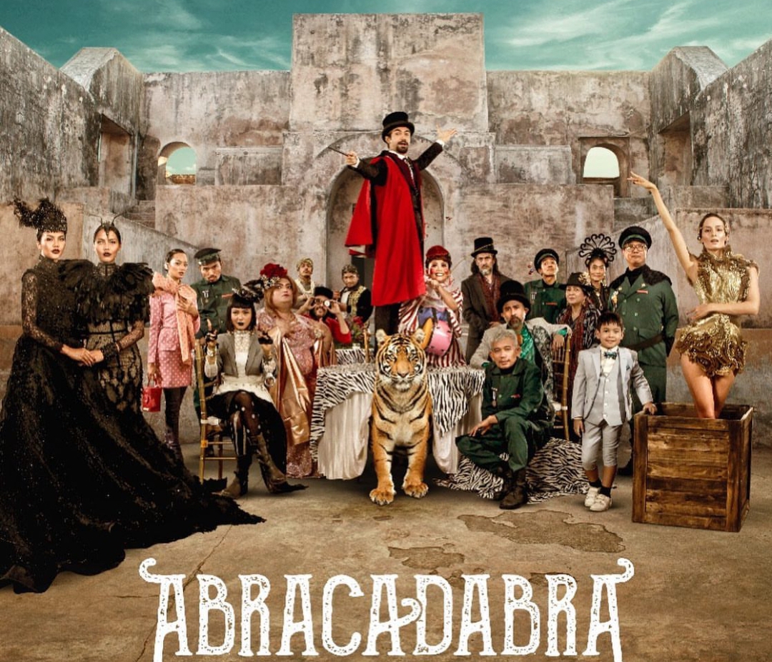 Poster film salah satu karya Faozan Rizal, Abracadabra.
