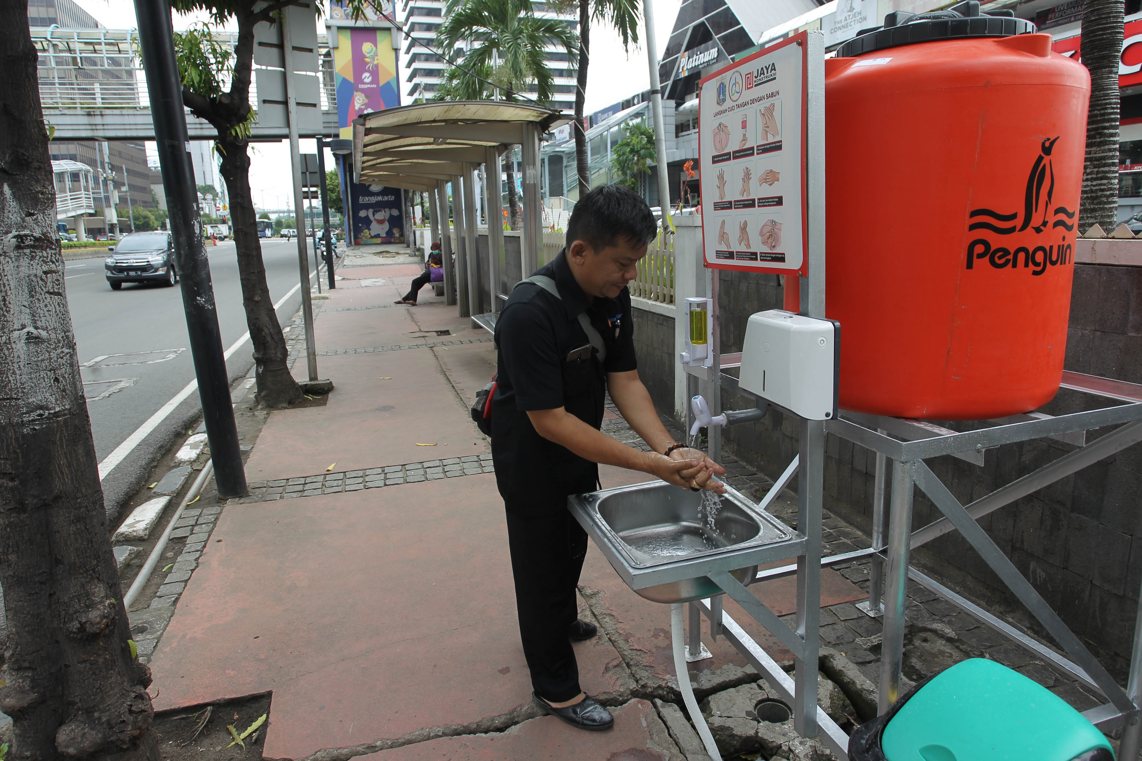 Rapid Test di Jakarta Sasar Warga Berisiko Tinggi