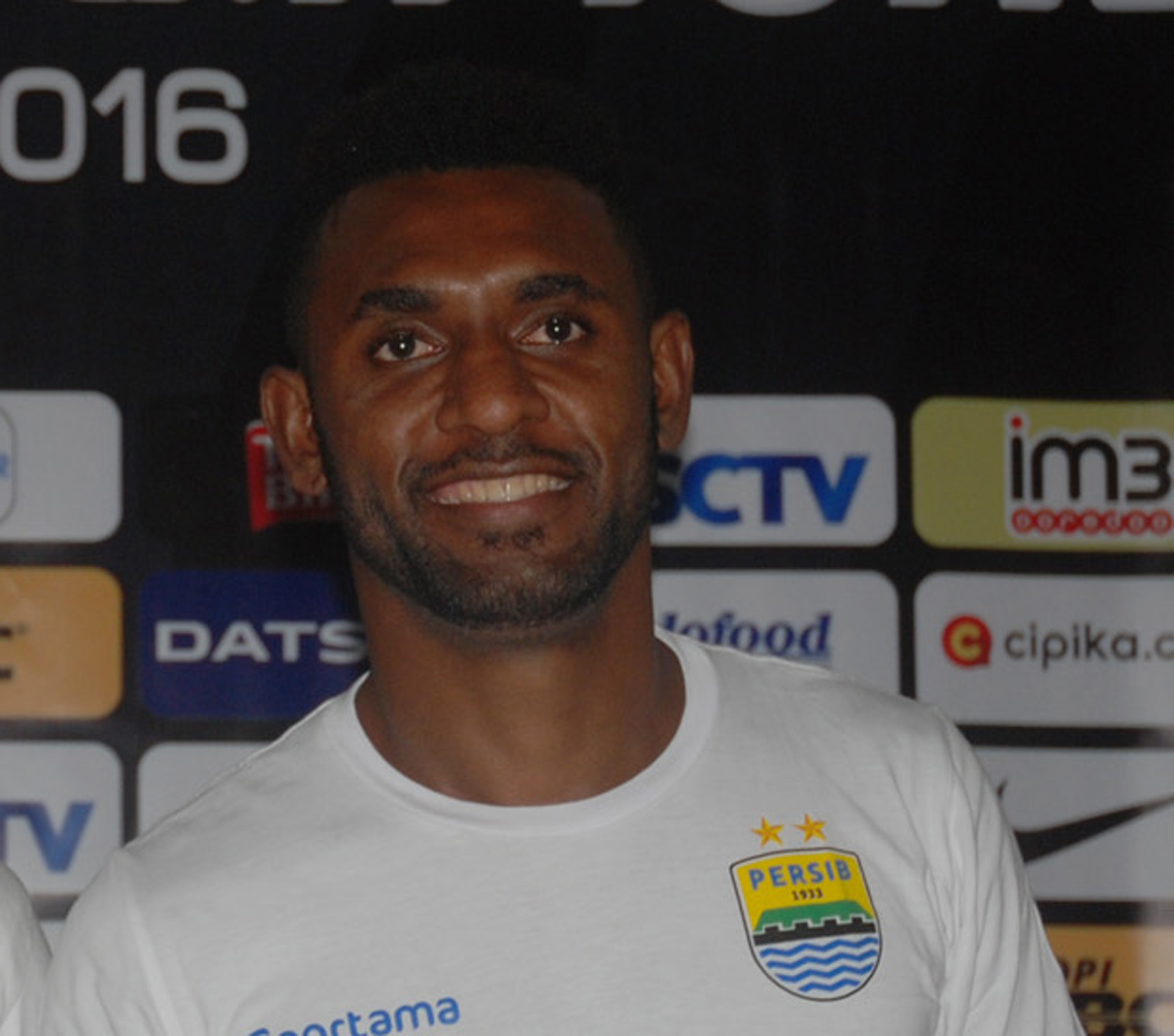 Pemain timnas Yanto Basna