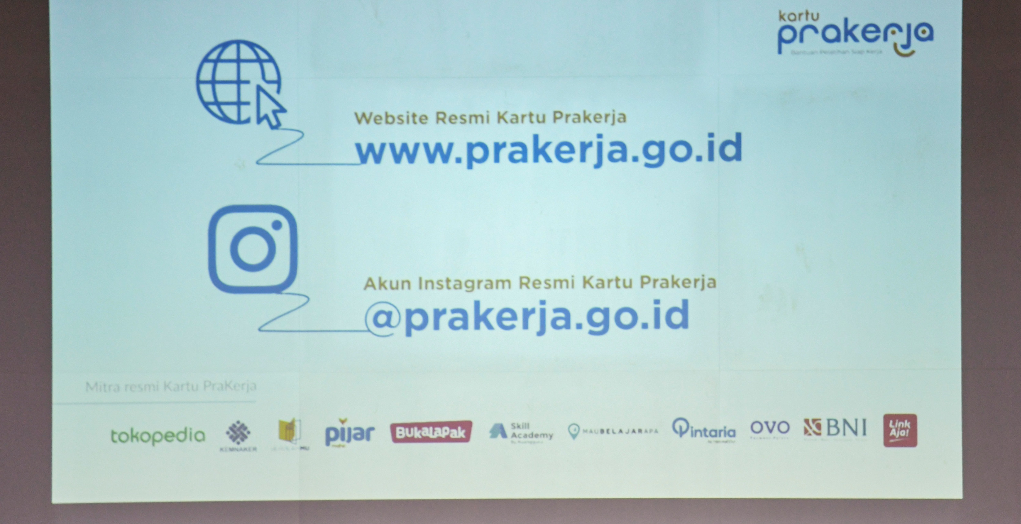 Kartu prakerja untuk jaring pengaman korban pemutusan hubungan kerja (PHK)