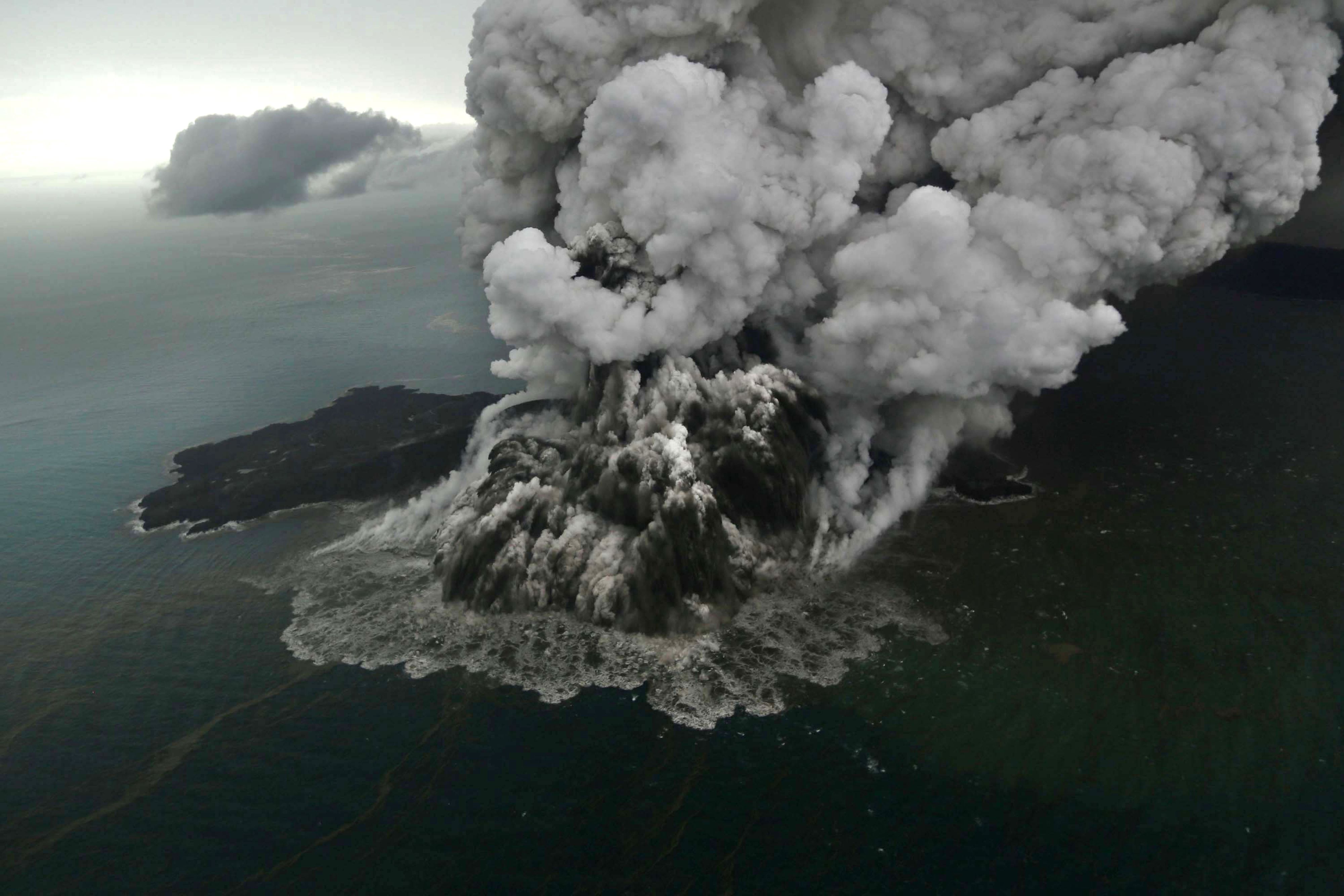 Anak Krakatau