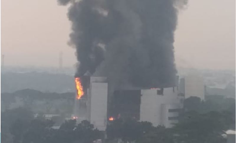 Kebakaran GBI Basilea Christ Cathedral Summarecon, di Jalan SKI, Kecamatan Pagedangan, Kabupaten Tangerang 
