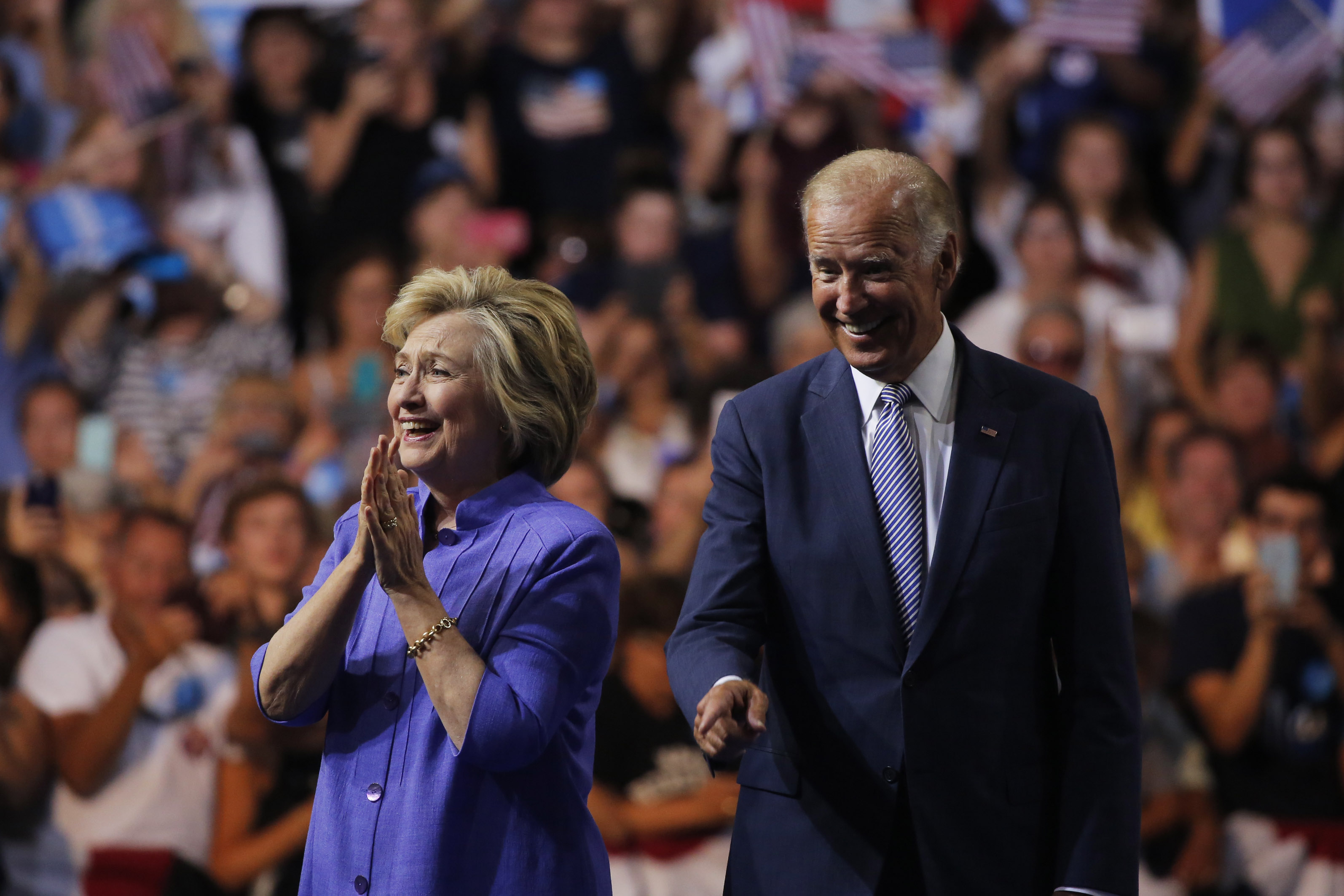 Hillary Clinton menjatuhkan dukungannya pada Joe Biden menuju kursi Gedung Putih dalam Pemilihan Umum Presiden AS November 2020.