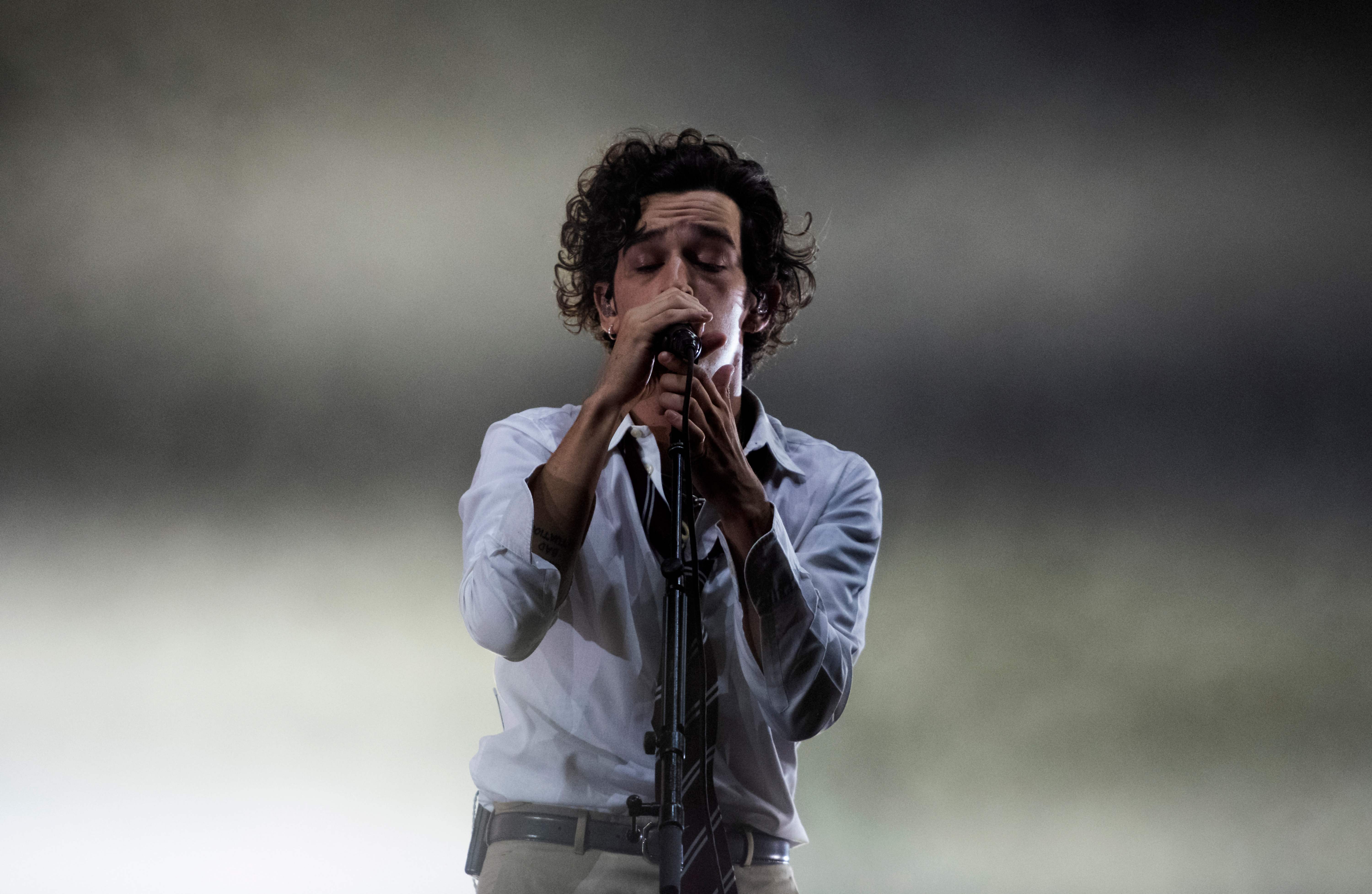 Vokalis 1975 Matt Healy