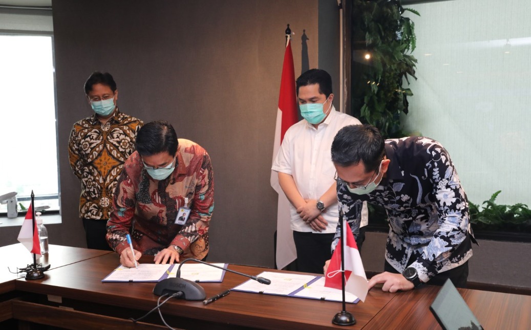 Penandantangan MoU antara PLN dan Microsoft Indonesia