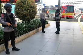 Suasana Stasiun Bogor, Rabu (15/4)