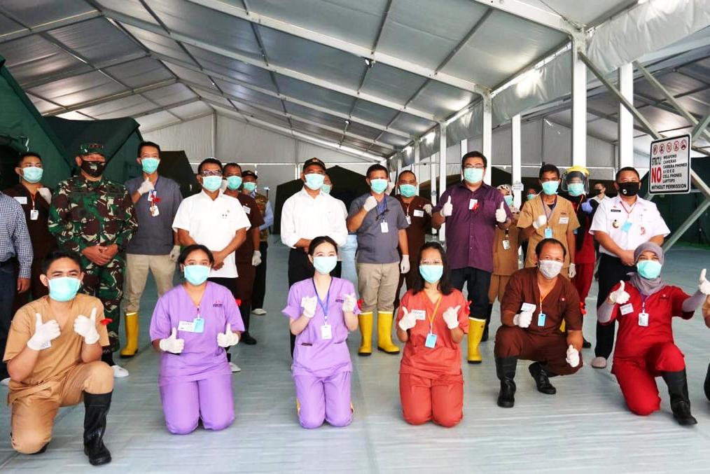 Menko PMK Muhadjir Effendy (tengah).