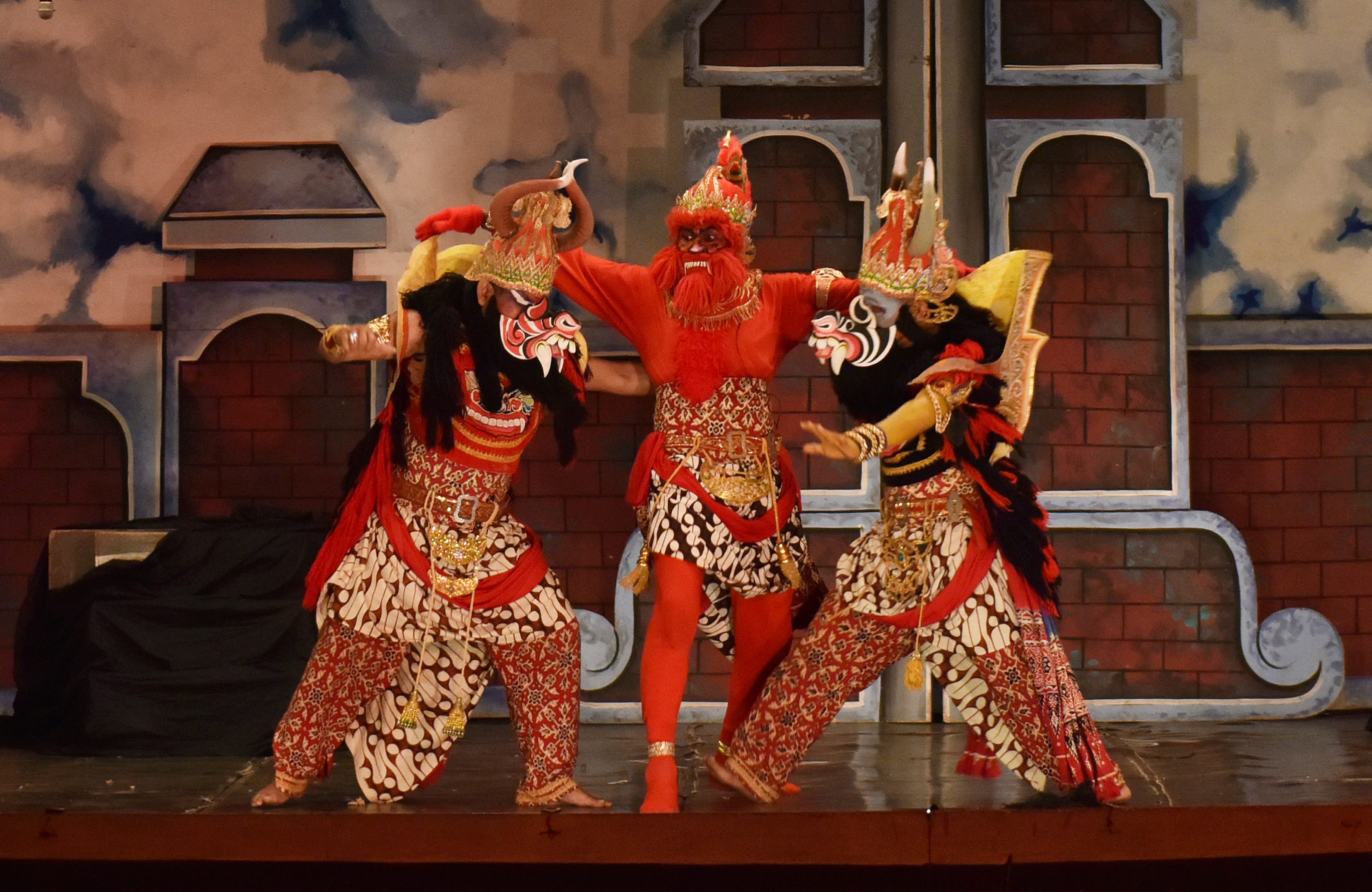 Grup Wayang Orang Ngesti Pandowo ditantang untuk tampil daring selama wabah covid-19