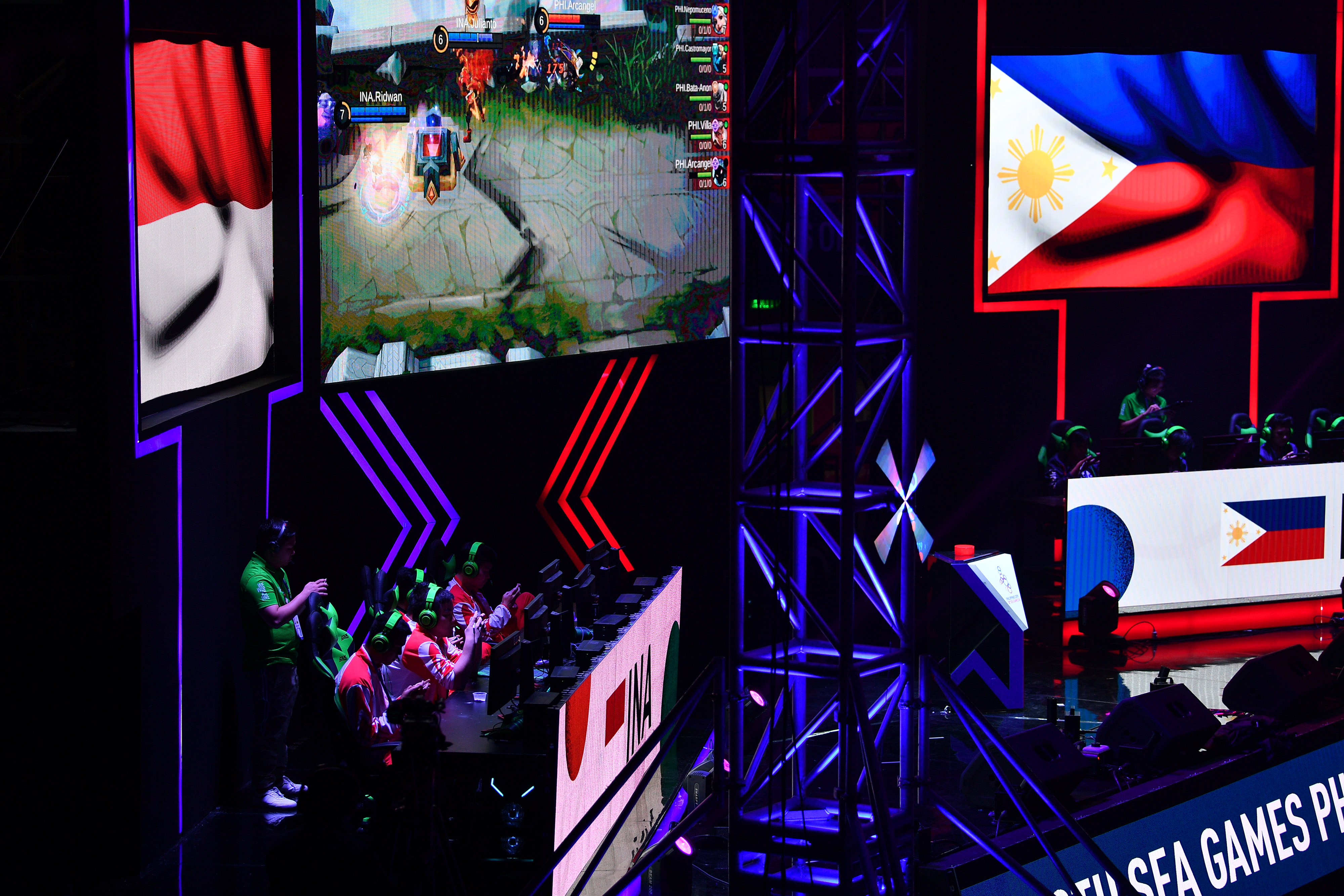 Ilustrasi turnamen esport dnegan gim mobile legend