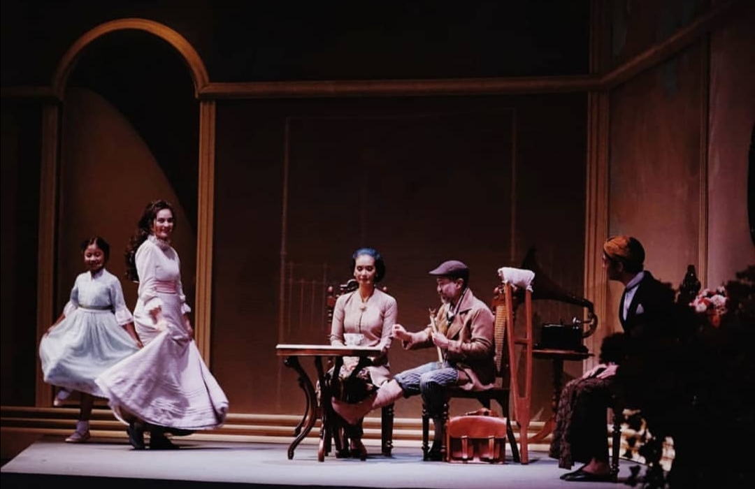 Salah satu adegan dalam pementasan Bunga Penutup Abad pada 2016. 