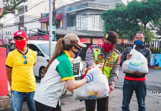 Kerumunan harus dihindari agar jangan malah membuat penyebaran covid-19.