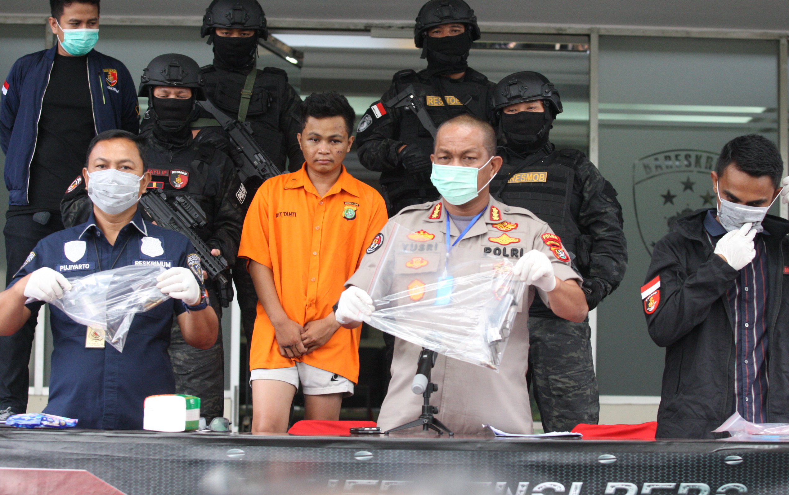 Kepala Bidang Hubungan Masyarakat Polda Metro Jaya Kombes Yusri Yunus saat konpers curanmor