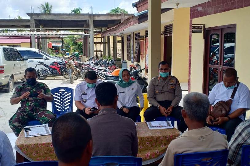 Sosialisasi Pemkab Musi Banyuasin, Sumatra Selatan, terhadap keluarga yang hendak menggelar resepsi pernikahan, beberapa waktu lalu.