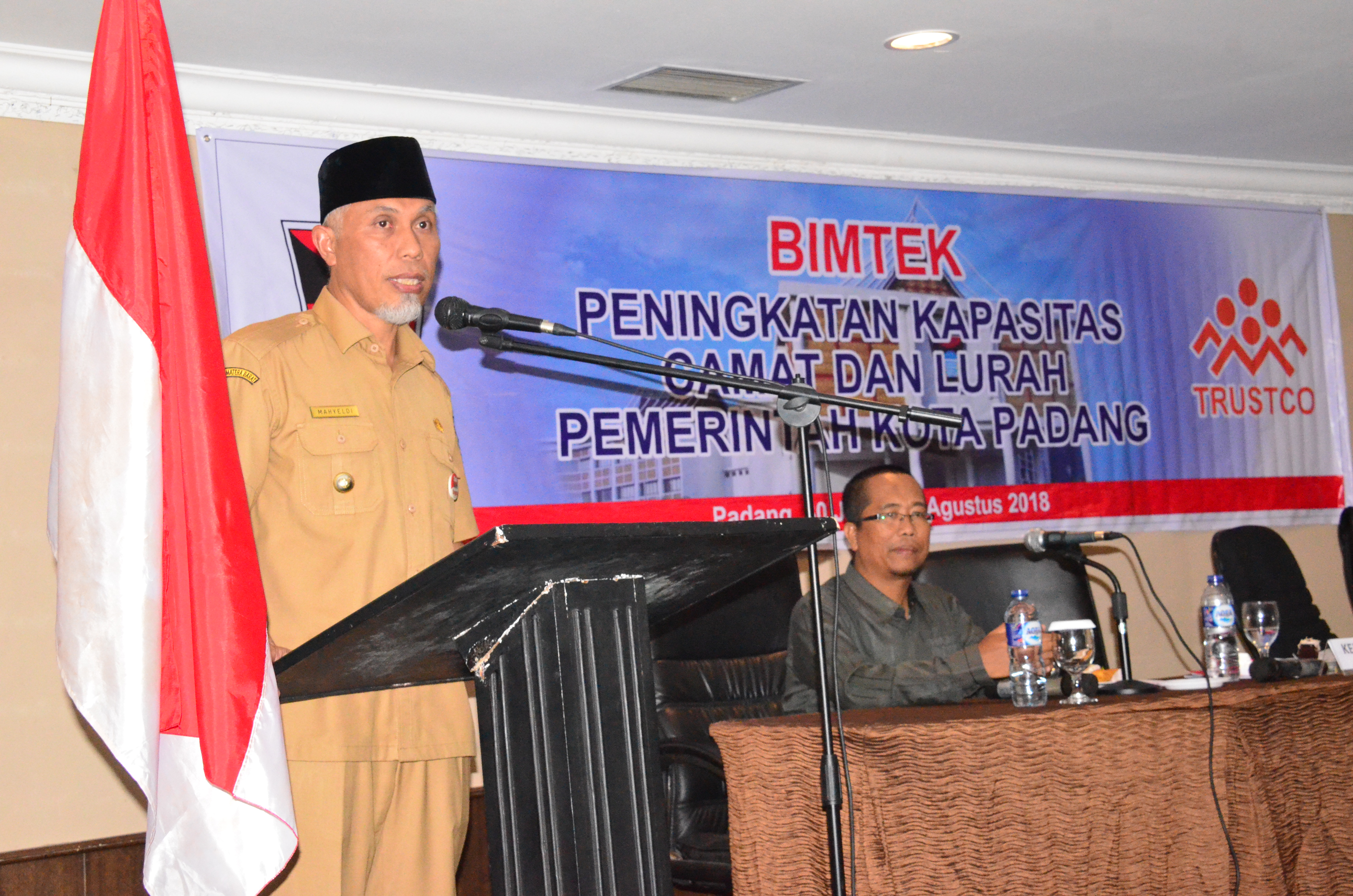 Wali Kota Padang Mahyeldi Ansharulla