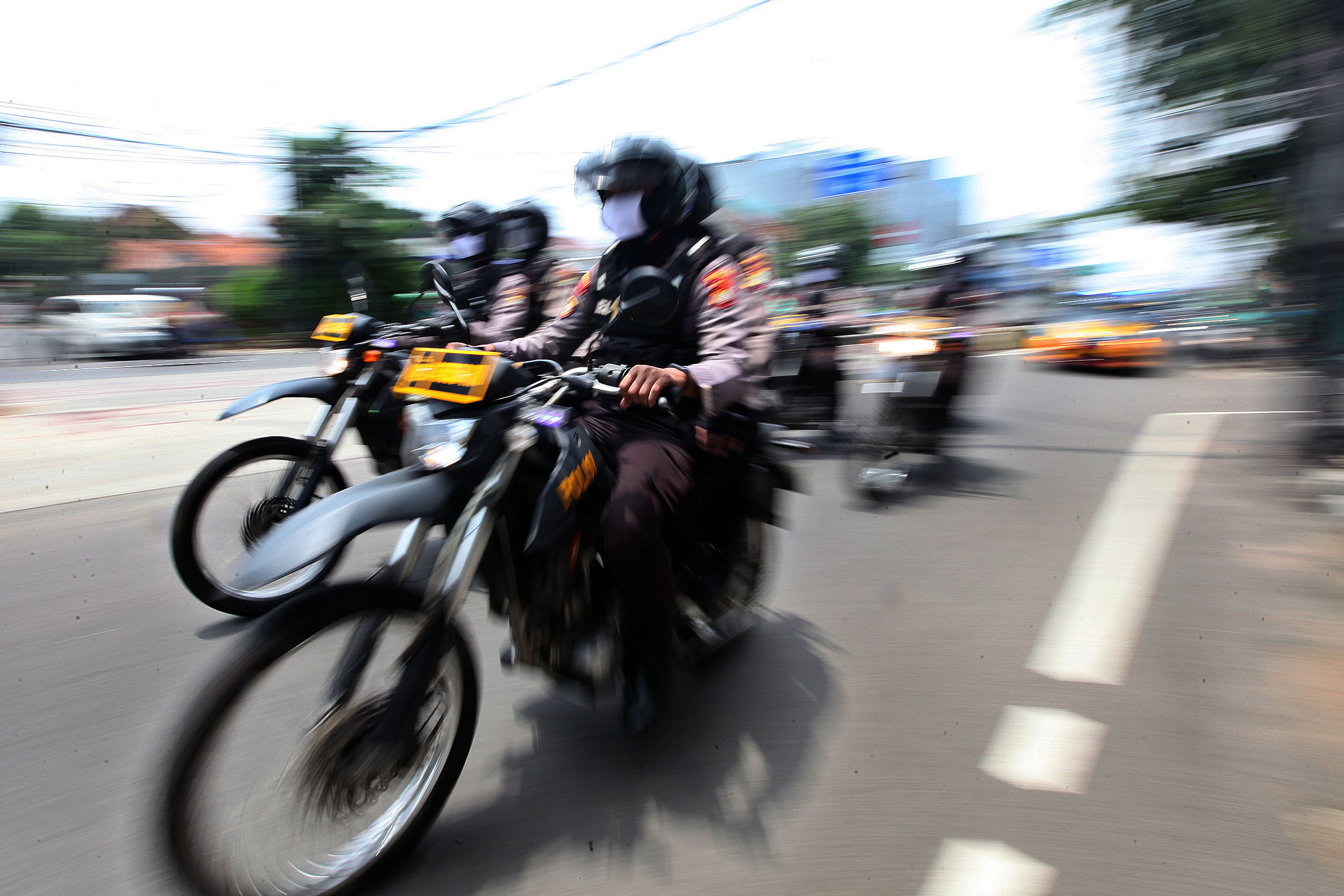 Tim Elite Tombak Polda Metro Jaya melakukan patroli di seputaran kawasan Jakarta.