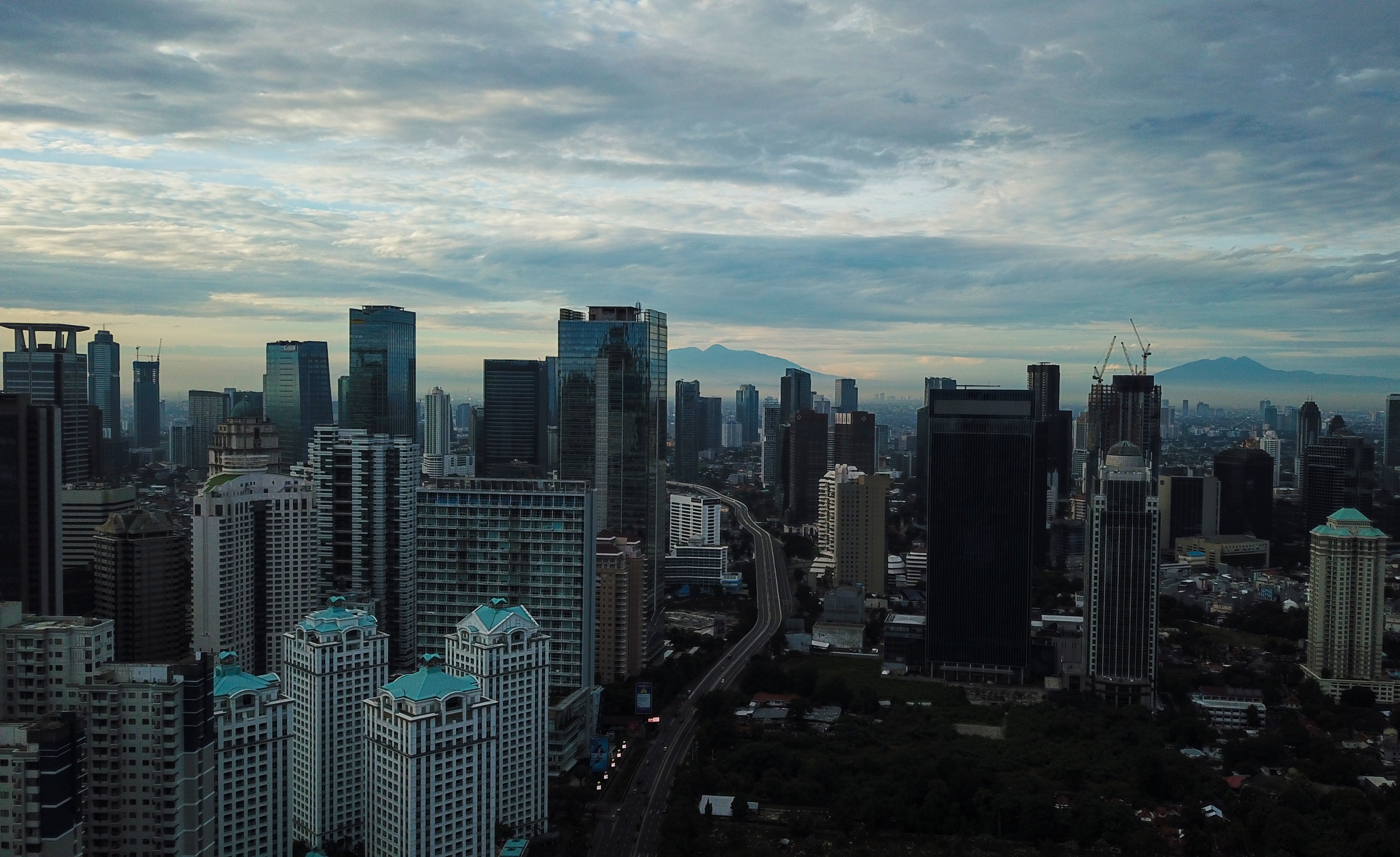 pemerintah Indonesia tidak saja memfokuskan persoalan penanganan di 2020, melainkan berkelanjutan dalam APBN 2021.