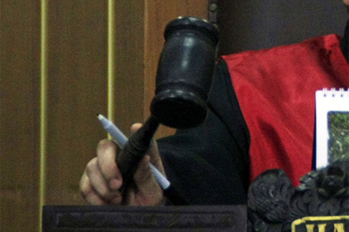 Pelanggar PSBB di hukum denda