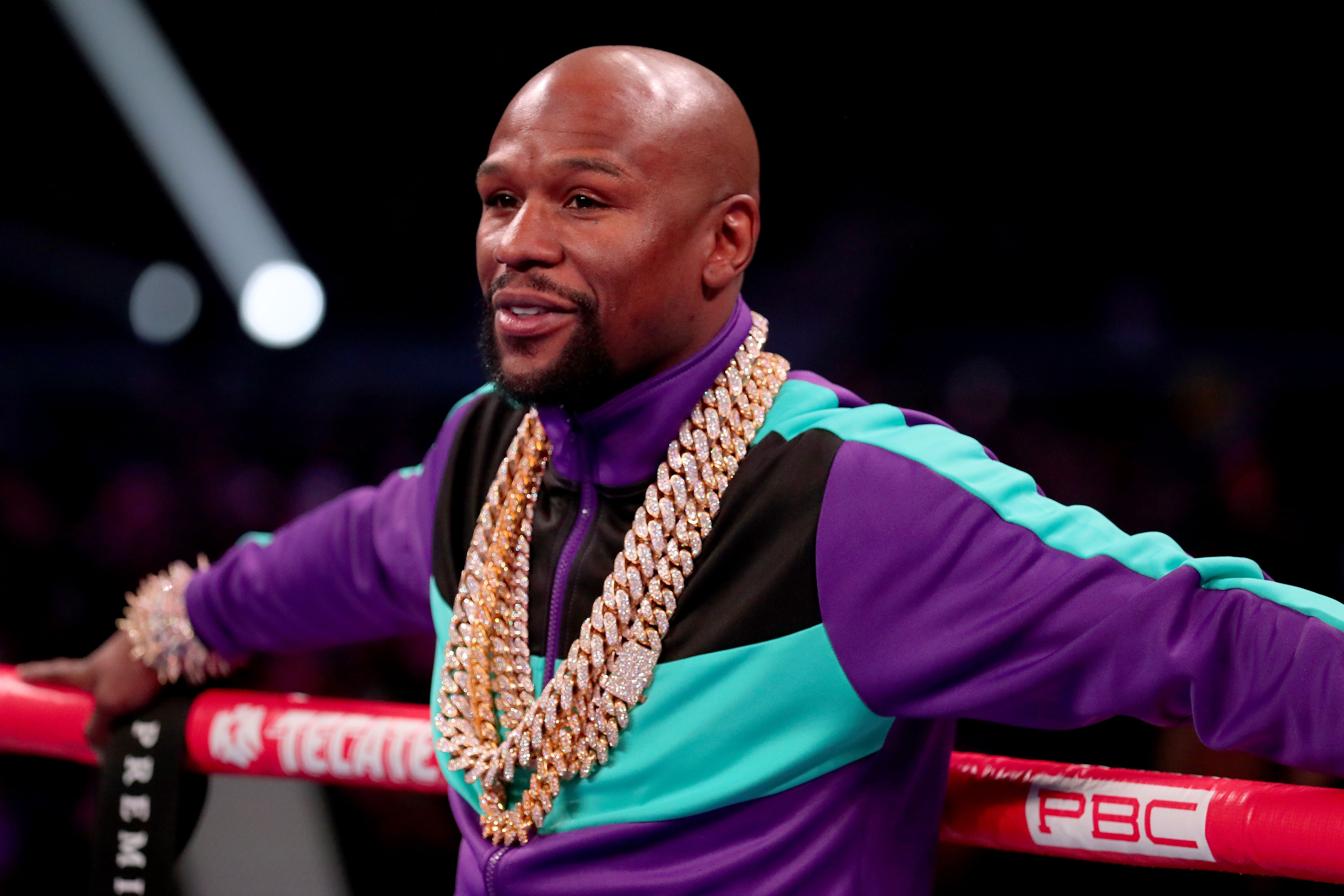 Floyd Mayweather akan meniti karier sebagai pelatih tinju.