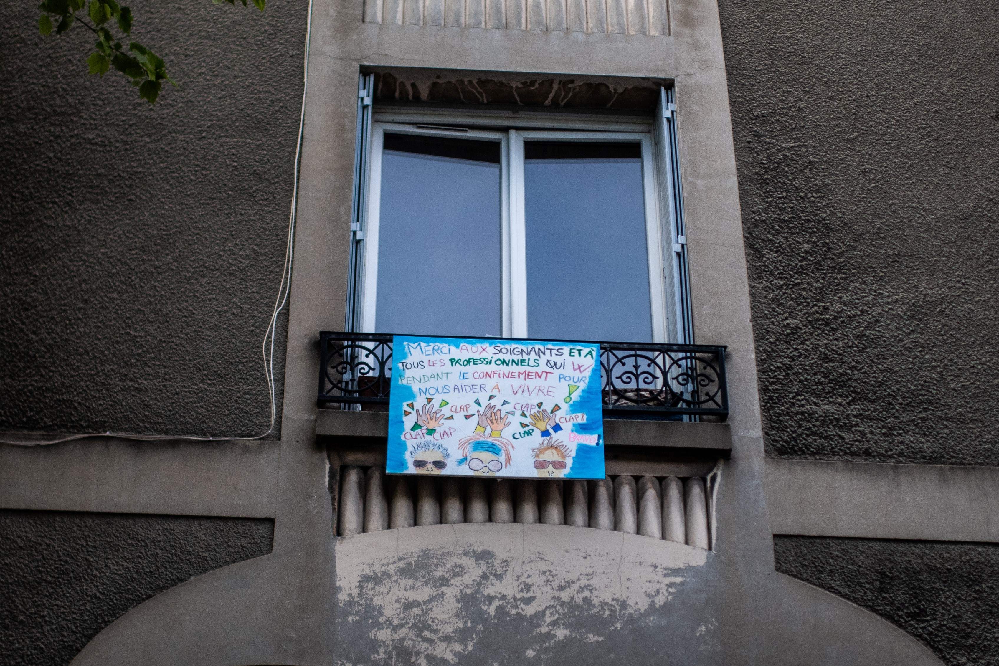 pesan yang mengatakan 