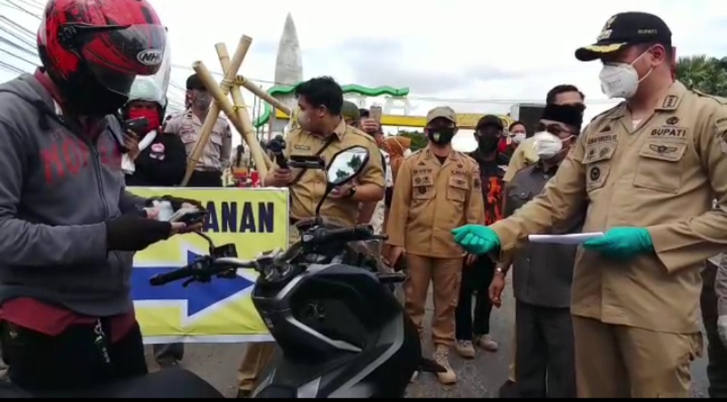 Bupati Gowa Pantau Langsung Penerapan PSBB