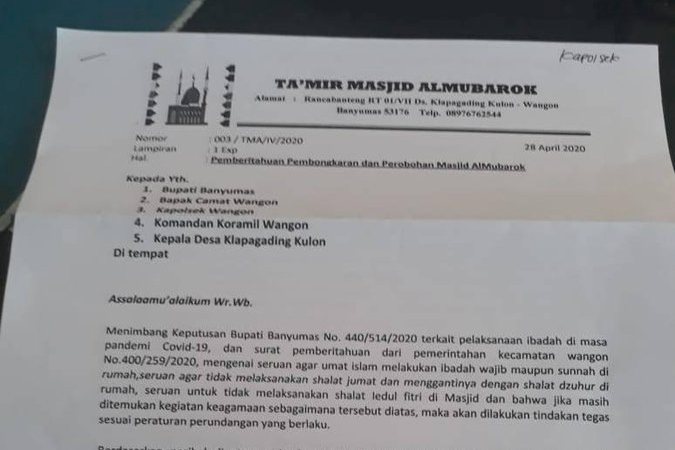 Surat pemberitahuan rencana perobohan Masjid Al Mubarok. 