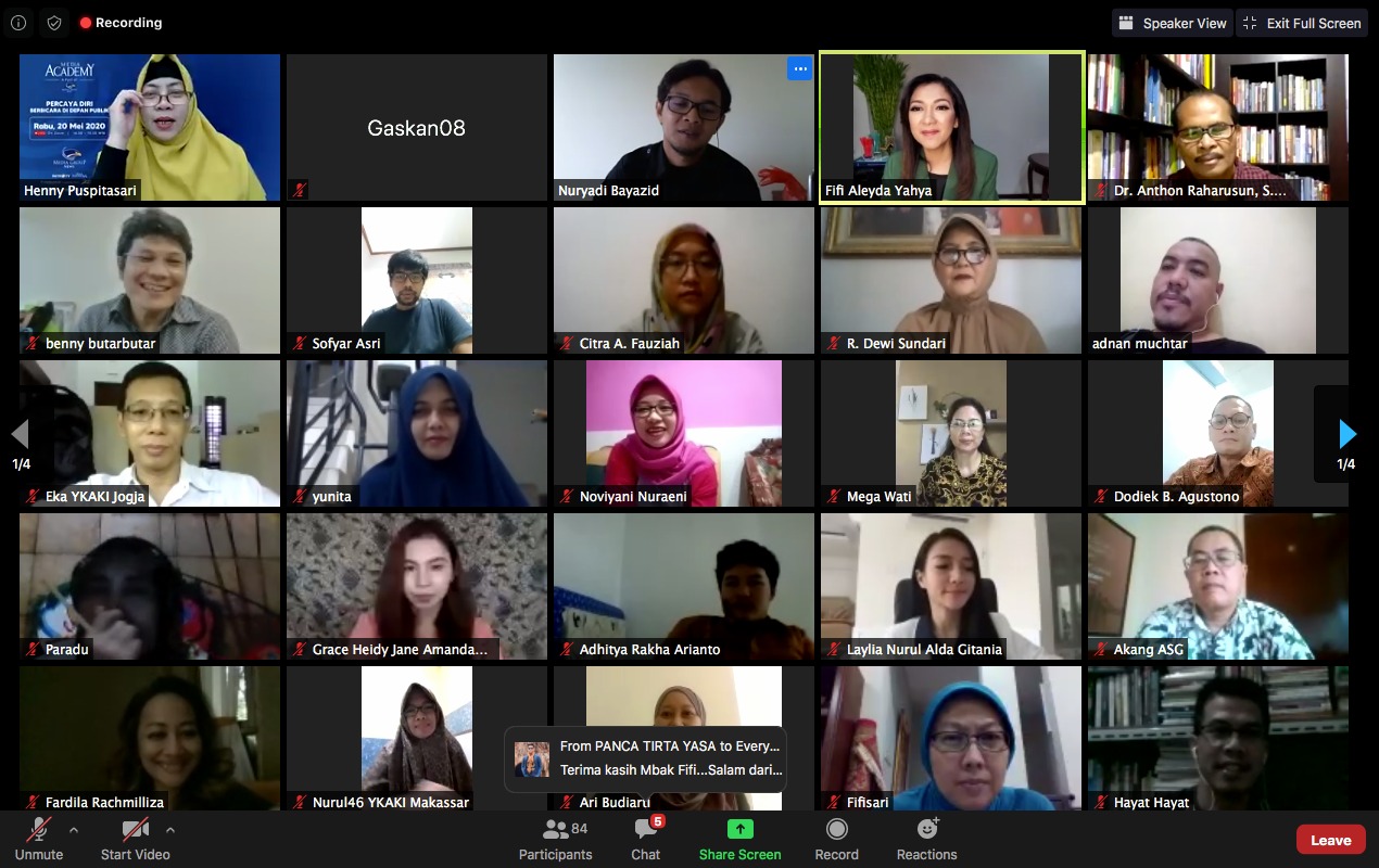 Peserta web binar public speaking media academy