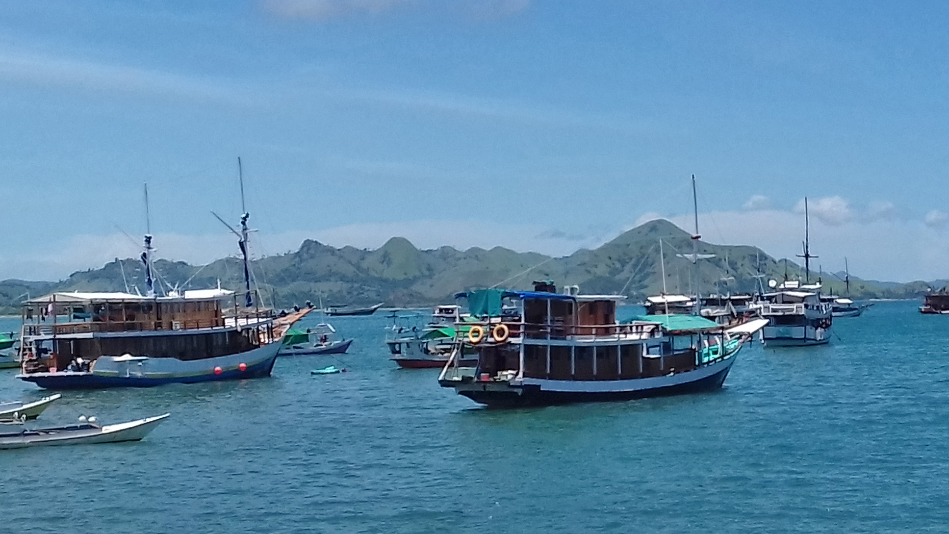 Kapal nelayan di Labuanbajo,Nusa Tenggara Timur.