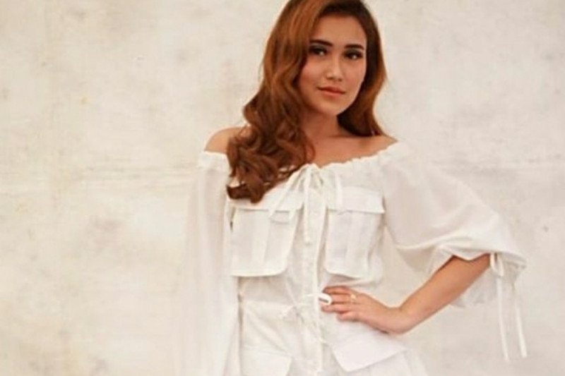 Tidak Ada Open House di Rumah Ayu Ting Ting saat Lebaran