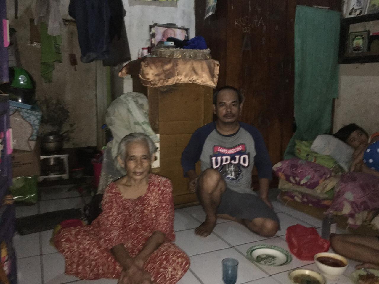 TurunTangan bantu warga bayar kontrakan lewat gerakan #Bayarinkontrakan