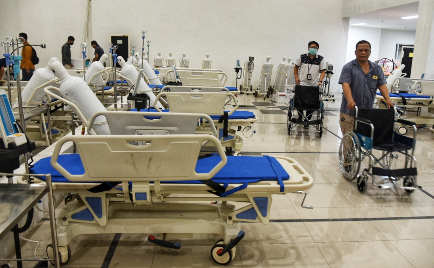 Suasana di Rumah Sakit Raurat Covid-19 di Wisma Atlety Kemayoran