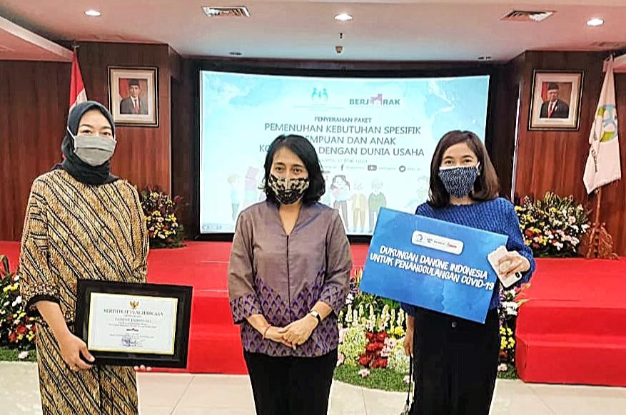 Bantuan Danone Indonesia untuk perempuan dan anak melaluia Kementerian PPPA