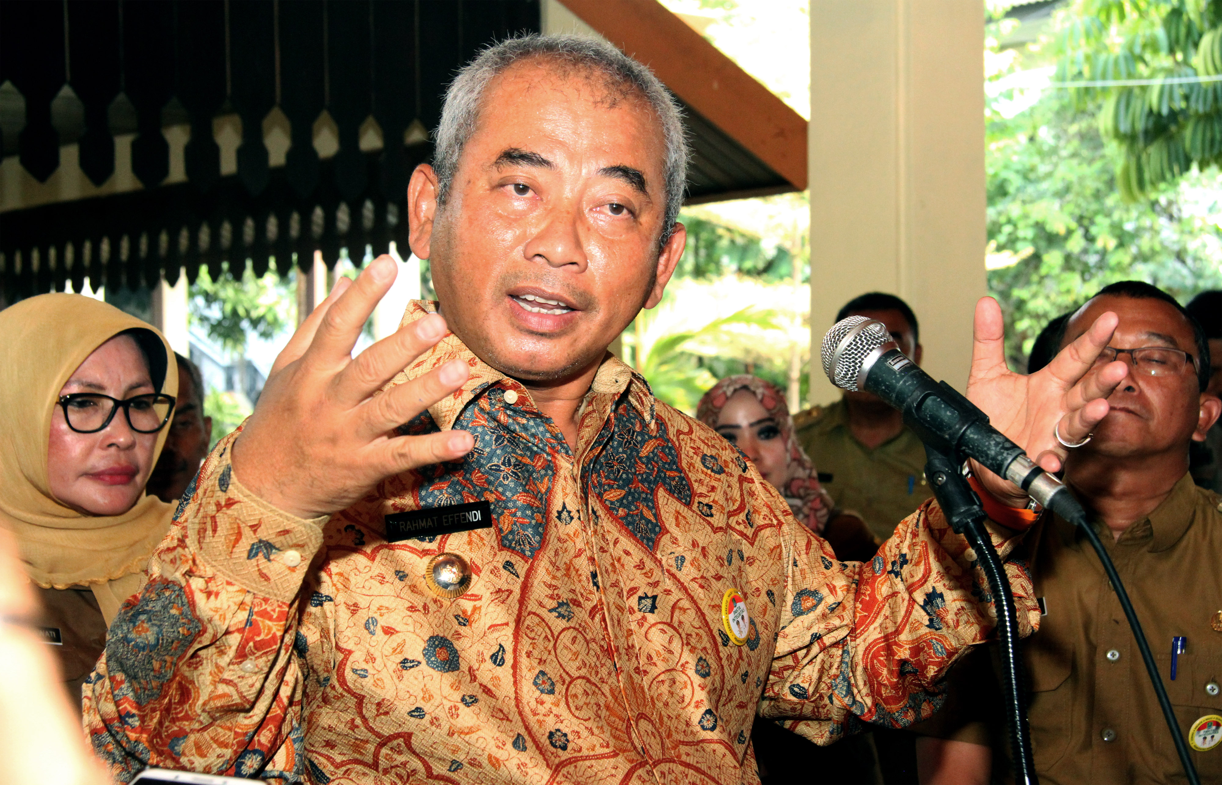 Wali Kota Bekasi Rahmat Effendi 
