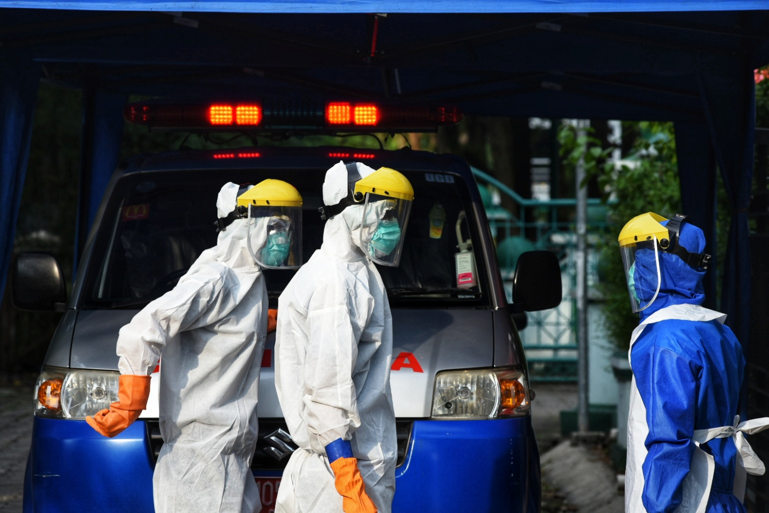 Temaga medis penanganan covid-19 di Tangerang, banten