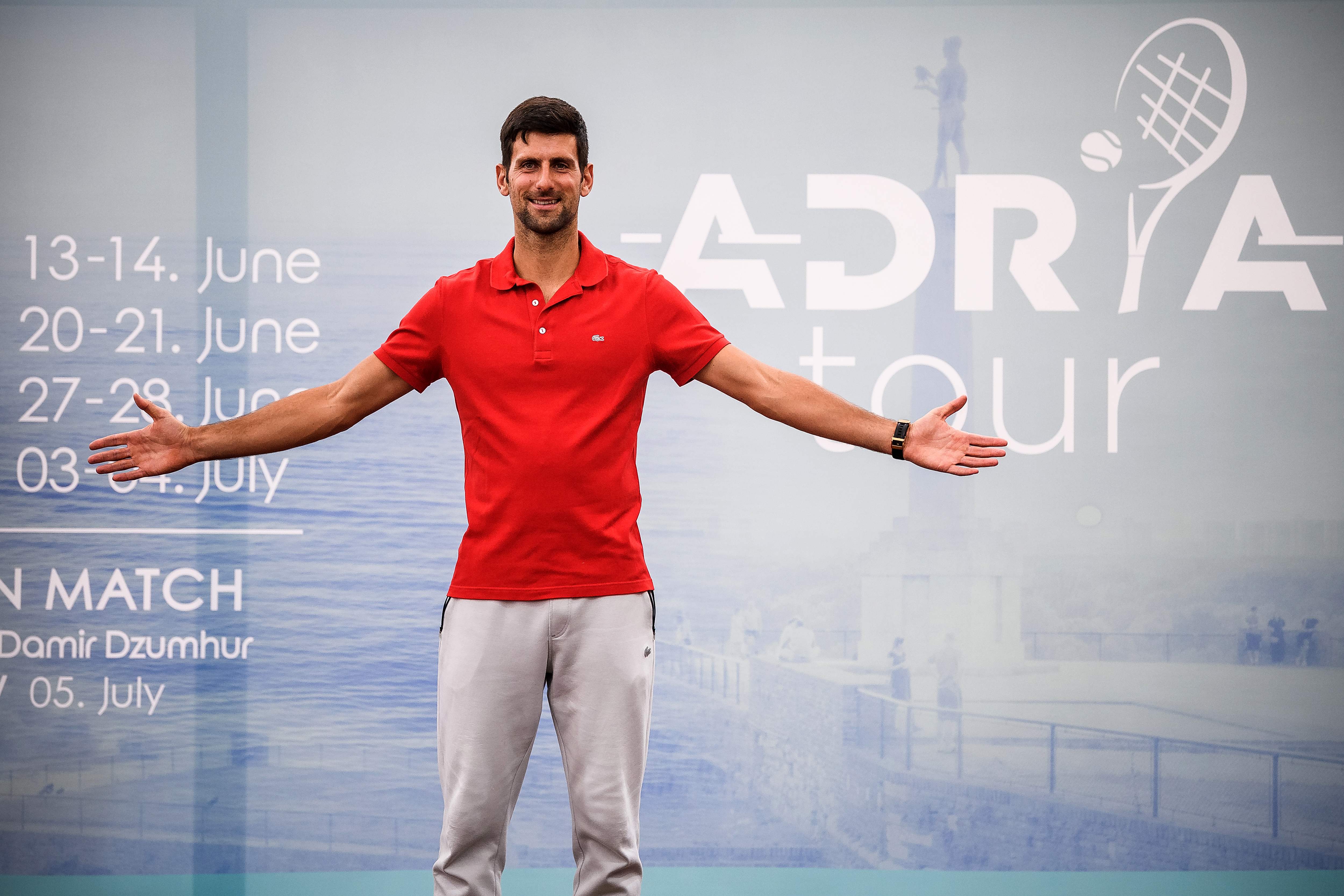 Novak Djokovic berpose saat konferensi pers Adria Tour