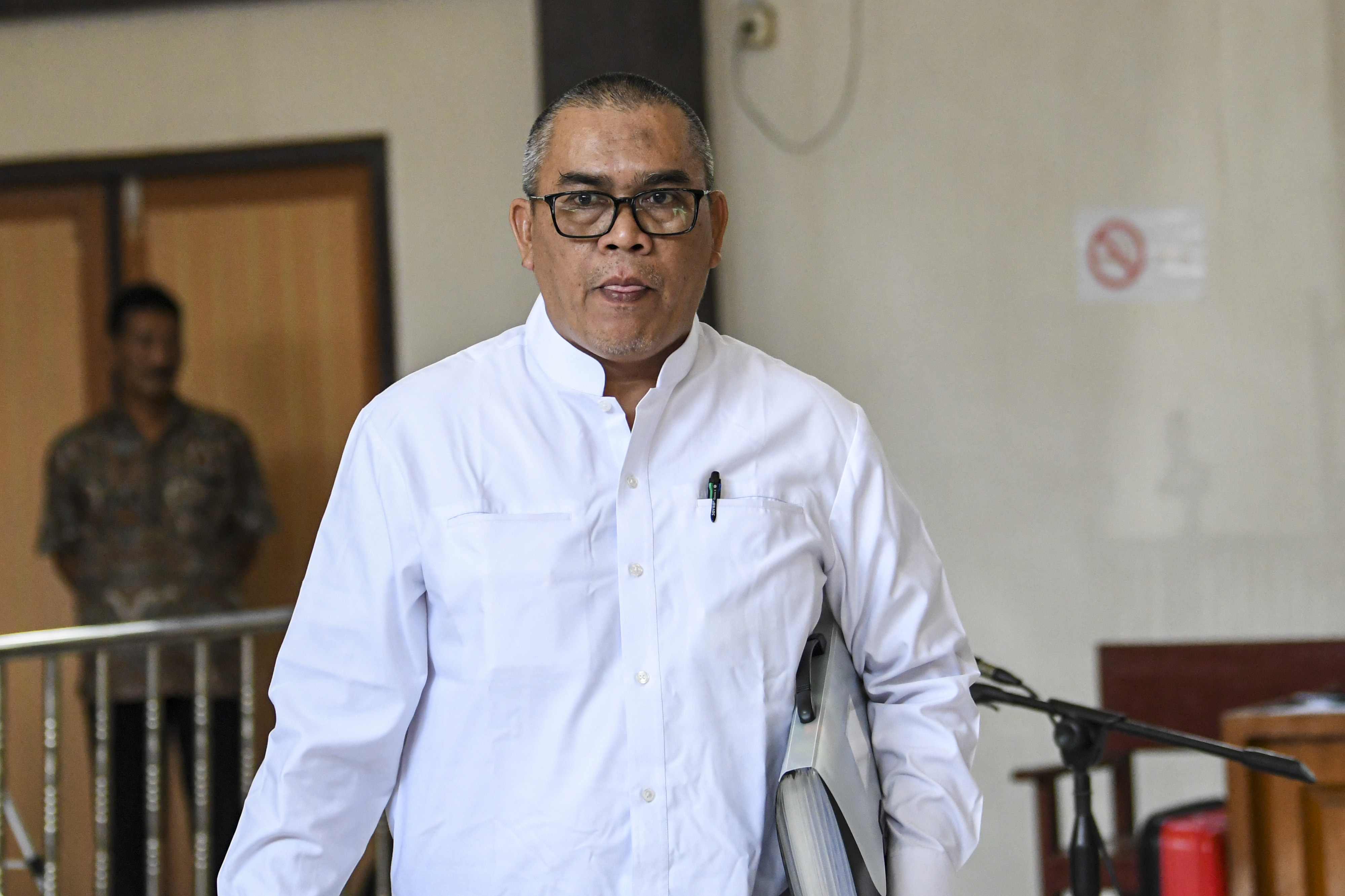 Bupati Muara Enim nonaktif Ahmad Yani